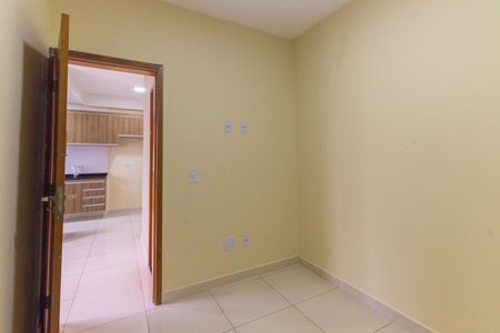 Quarto 2 de apartamento para alugar com 2 quartos, 40m² em Vila Nova Manchester, São Paulo
