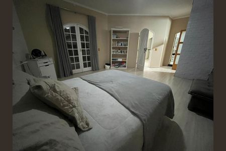 DORMITORIO de casa à venda com 4 quartos, 330m² em City Bussocaba, Osasco