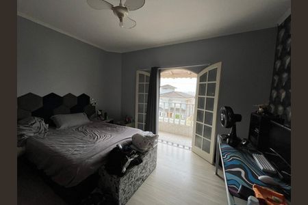 DORMITORIO de casa à venda com 4 quartos, 330m² em City Bussocaba, Osasco