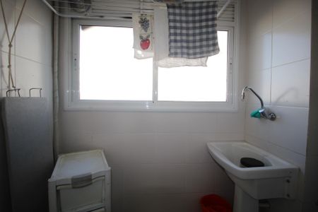 Apartamento para alugar com 69m², 2 quartos e 1 vagaÁrea de Serviço