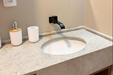 Apartamento para alugar com 25m², 1 quarto e sem vaga Apartamento para alugar com 25m², 1 quarto e sem vagaBanheiro