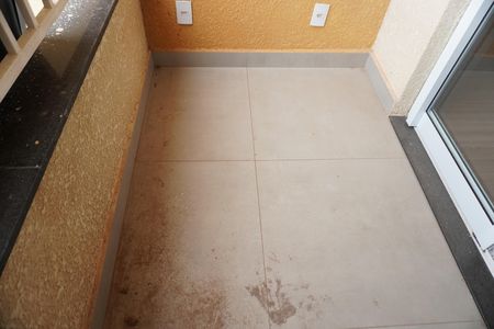 Apartamento para alugar com 55m², 2 quartos e 1 vagaSacada
