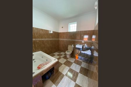 Casa à venda com 500m², 6 quartos e 6 vagas Casa à venda com 500m², 6 quartos e 6 vagasWC C/ HIDRO