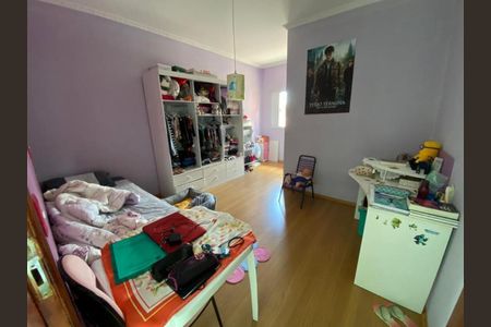 Casa à venda com 500m², 6 quartos e 6 vagas Casa à venda com 500m², 6 quartos e 6 vagasDORMITORIO