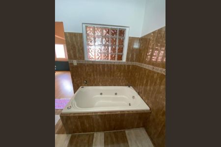 Casa à venda com 500m², 6 quartos e 6 vagas Casa à venda com 500m², 6 quartos e 6 vagasWC C/ HIDRO