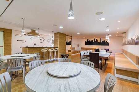 Apartamento para alugar com 65m², 2 quartos e 1 vagaÁrea comum - Salão de festas