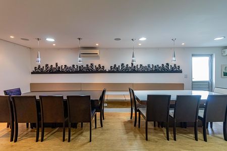 Apartamento para alugar com 65m², 2 quartos e 1 vagaÁrea comum - Salão de festas