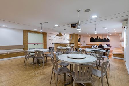 Apartamento para alugar com 65m², 2 quartos e 1 vagaÁrea comum - Salão de festas