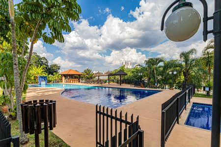 Apartamento para alugar com 65m², 2 quartos e 1 vagaÁrea comum - Piscina