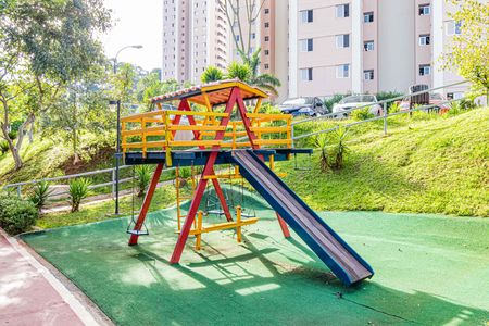 Apartamento para alugar com 65m², 2 quartos e 1 vagaÁrea comum - Playground