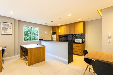 Apartamento para alugar com 38m², 2 quartos e 1 vaga Apartamento para alugar com 38m², 2 quartos e 1 vagaÁrea comum - Salão de festas