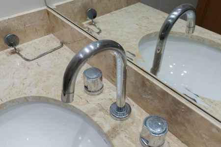 Apartamento à venda com 76m², 2 quartos e 2 vagas Apartamento à venda com 76m², 2 quartos e 2 vagasBanheiro social