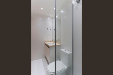 Apartamento à venda com 76m², 2 quartos e 2 vagas Apartamento à venda com 76m², 2 quartos e 2 vagasBanheiro social