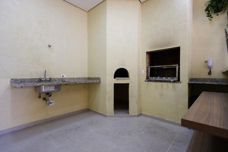 Apartamento à venda com 76m², 2 quartos e 2 vagas Apartamento à venda com 76m², 2 quartos e 2 vagasÁrea comum - Churrasqueira