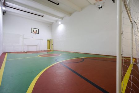 Apartamento à venda com 76m², 2 quartos e 2 vagas Apartamento à venda com 76m², 2 quartos e 2 vagasÁrea comum - Quadra esportiva