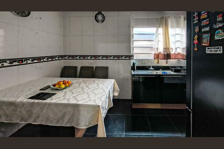 Casa à venda com 288m², 8 quartos e 3 vagas Casa à venda com 288m², 8 quartos e 3 vagasCozinha 2