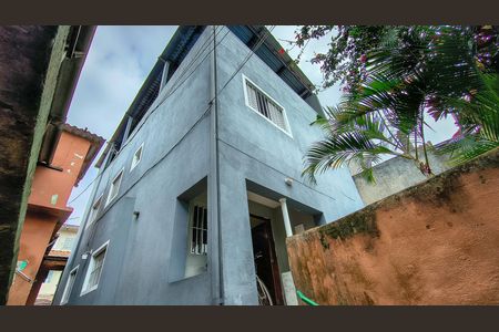 Casa à venda com 288m², 8 quartos e 3 vagas Casa à venda com 288m², 8 quartos e 3 vagasFachada