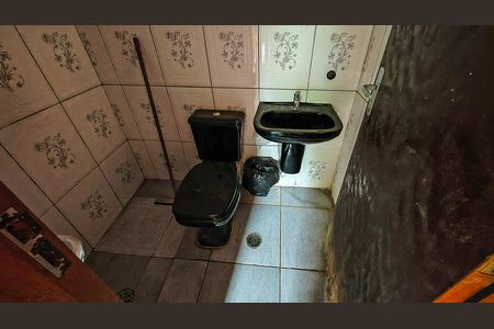 Casa à venda com 288m², 8 quartos e 3 vagas Casa à venda com 288m², 8 quartos e 3 vagasBanheiro da Suíte 2