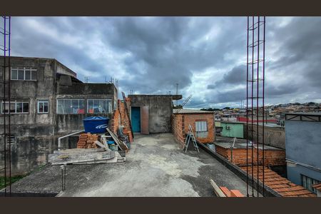 Casa à venda com 288m², 8 quartos e 3 vagas Casa à venda com 288m², 8 quartos e 3 vagasTerraço