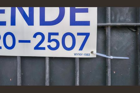 Casa à venda com 288m², 8 quartos e 3 vagas Casa à venda com 288m², 8 quartos e 3 vagasPlaquinha Instalada