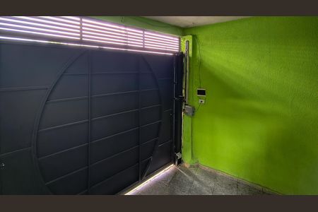 Casa à venda com 288m², 8 quartos e 3 vagas Casa à venda com 288m², 8 quartos e 3 vagasGaragem