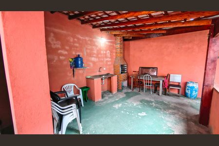 Casa à venda com 288m², 8 quartos e 3 vagas Casa à venda com 288m², 8 quartos e 3 vagasChurrasqueira