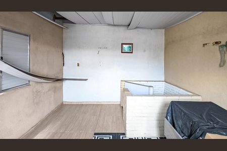 Casa à venda com 288m², 8 quartos e 3 vagas Casa à venda com 288m², 8 quartos e 3 vagasQuarto 4