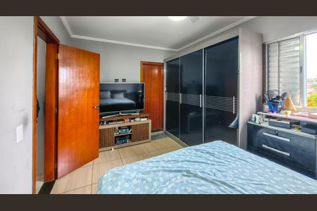 Casa à venda com 288m², 8 quartos e 3 vagas Casa à venda com 288m², 8 quartos e 3 vagasSuíte 1
