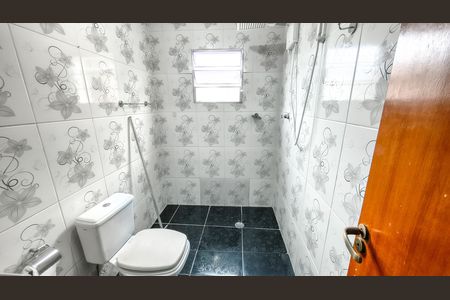 Casa à venda com 288m², 8 quartos e 3 vagas Casa à venda com 288m², 8 quartos e 3 vagasBanheiro 2