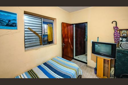 Casa à venda com 288m², 8 quartos e 3 vagas Casa à venda com 288m², 8 quartos e 3 vagasQuarto 3