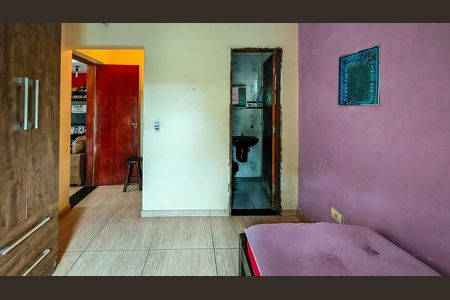 Casa à venda com 288m², 8 quartos e 3 vagas Casa à venda com 288m², 8 quartos e 3 vagasSuíte 2