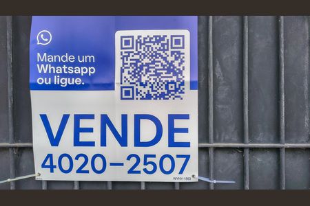 Casa à venda com 288m², 8 quartos e 3 vagas Casa à venda com 288m², 8 quartos e 3 vagasPlaquinha Instalada