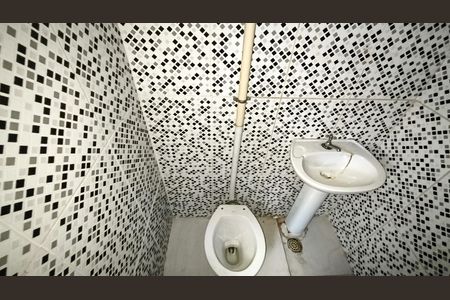 Casa à venda com 288m², 8 quartos e 3 vagas Casa à venda com 288m², 8 quartos e 3 vagasBanheiro 3