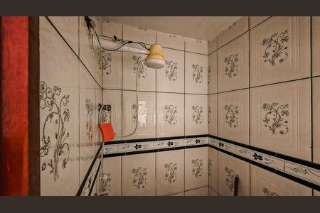 Casa à venda com 288m², 8 quartos e 3 vagas Casa à venda com 288m², 8 quartos e 3 vagasBanheiro da Suíte 2