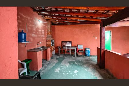Casa à venda com 288m², 8 quartos e 3 vagas Casa à venda com 288m², 8 quartos e 3 vagasChurrasqueira