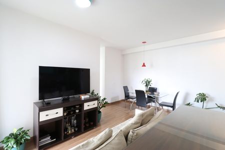 Apartamento à venda com 65m², 2 quartos e 1 vagaSala