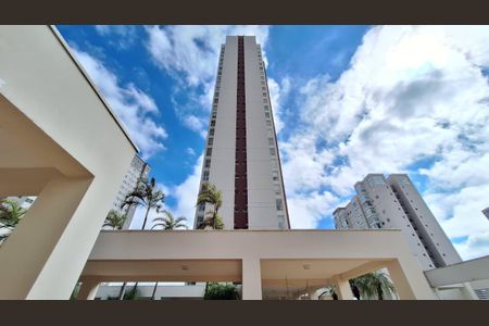 Apartamento à venda com 65m², 2 quartos e 1 vaga Apartamento à venda com 65m², 2 quartos e 1 vagaFachada