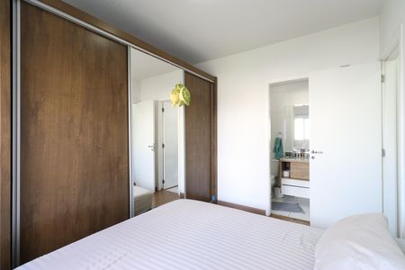 Apartamento à venda com 65m², 2 quartos e 1 vagaSuite 