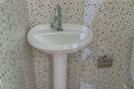 Casa à venda com 250m², 6 quartos e 3 vagasBanheiro de serviço 