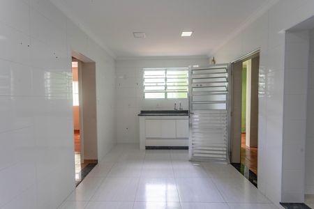 Casa à venda com 250m², 6 quartos e 3 vagasCasa 1 - cozinha 