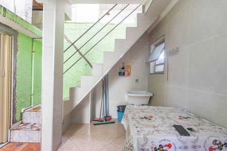 Casa à venda com 250m², 6 quartos e 3 vagasCasa 2 - área de serviço 