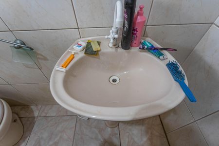 Casa à venda com 250m², 6 quartos e 3 vagasCasa 3 - banheiro 