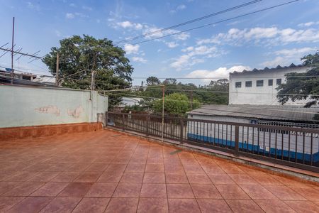 Casa à venda com 250m², 6 quartos e 3 vagasCasa 1 - varanda 