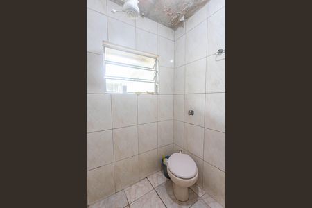 Casa à venda com 250m², 6 quartos e 3 vagasCasa 3 - banheiro 