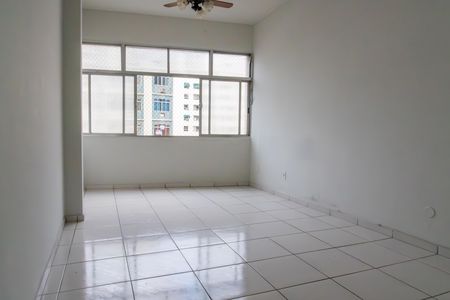 Apartamento para alugar com 77m², 2 quartos e 1 vaga