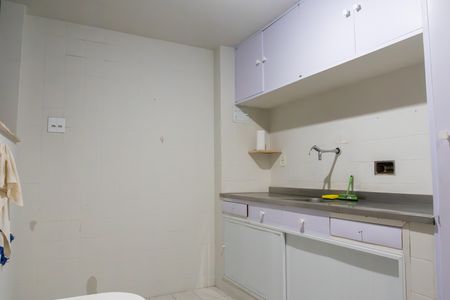 Apartamento para alugar com 77m², 2 quartos e 1 vaga
