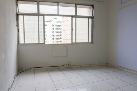 Apartamento para alugar com 77m², 2 quartos e 1 vaga