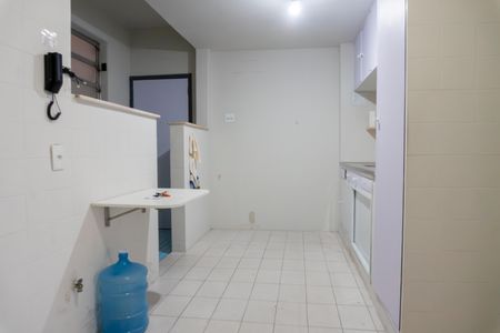 Apartamento para alugar com 77m², 2 quartos e 1 vaga