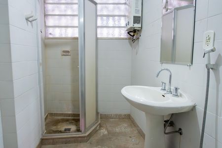 Apartamento para alugar com 77m², 2 quartos e 1 vaga