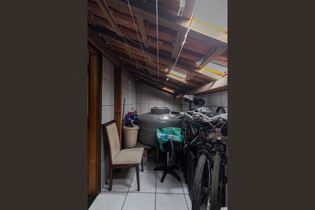 Casa de condomínio à venda com 99m², 3 quartos e 2 vagas Casa de condomínio à venda com 99m², 3 quartos e 2 vagasSótão